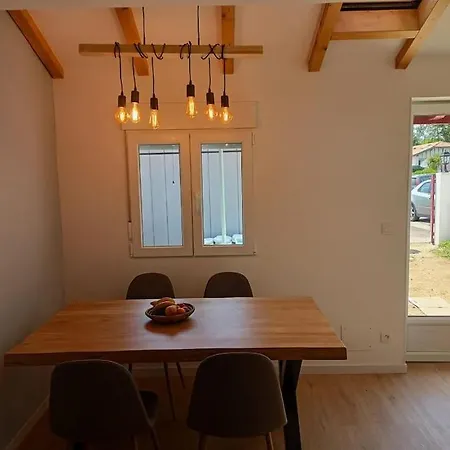 펜션 Family House 앙다이