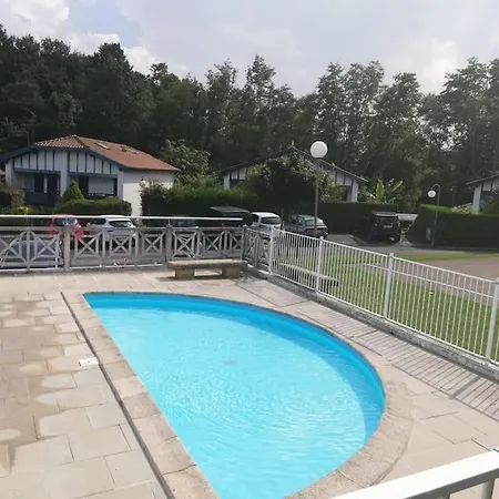 펜션 Family House 앙다이