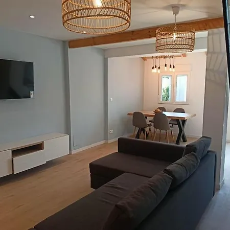 Family House 펜션